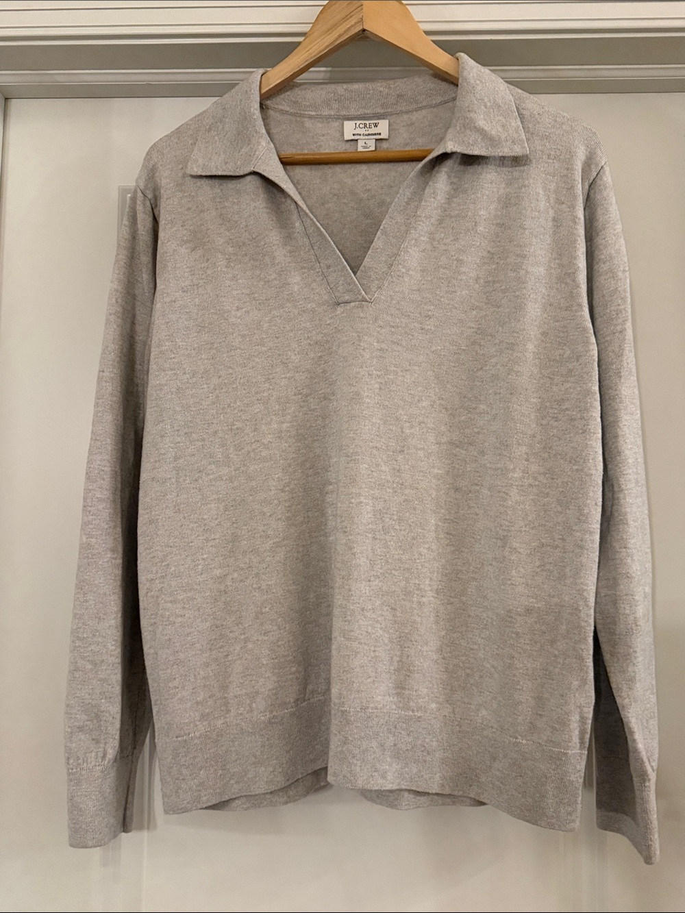 J. Crew Women’s Light Gray Collared V-Neck Polo Sweater w/ Cashmere - L NWOT